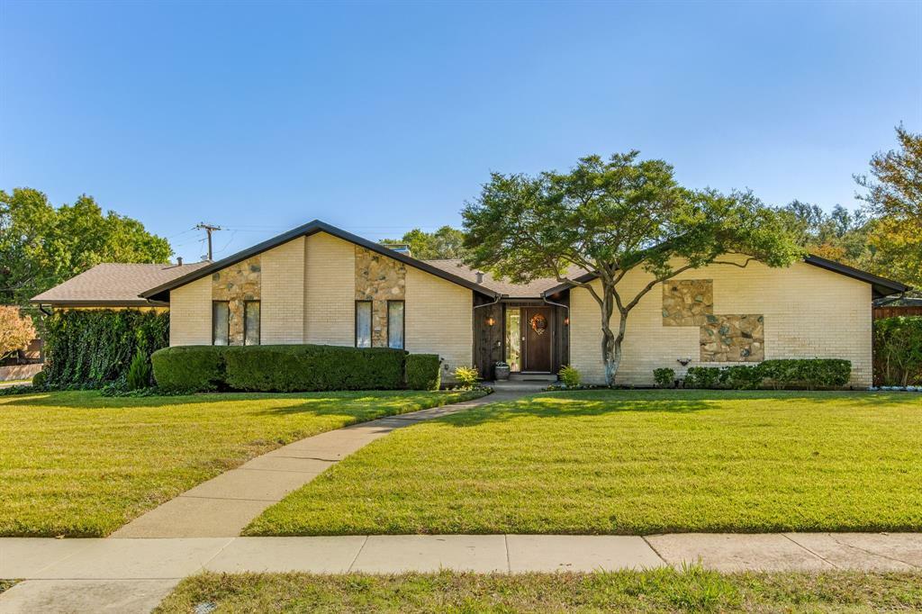 Property Photo:  2216 Custer Parkway  TX 75080 