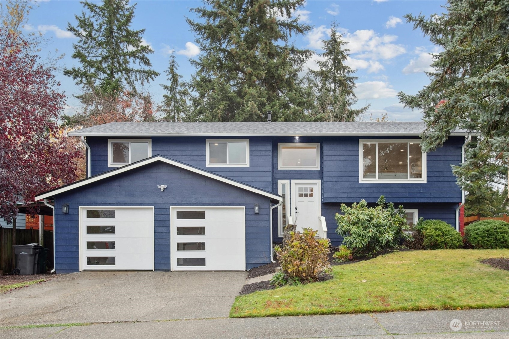 Property Photo: 12830 NE 135th Street WA 98034