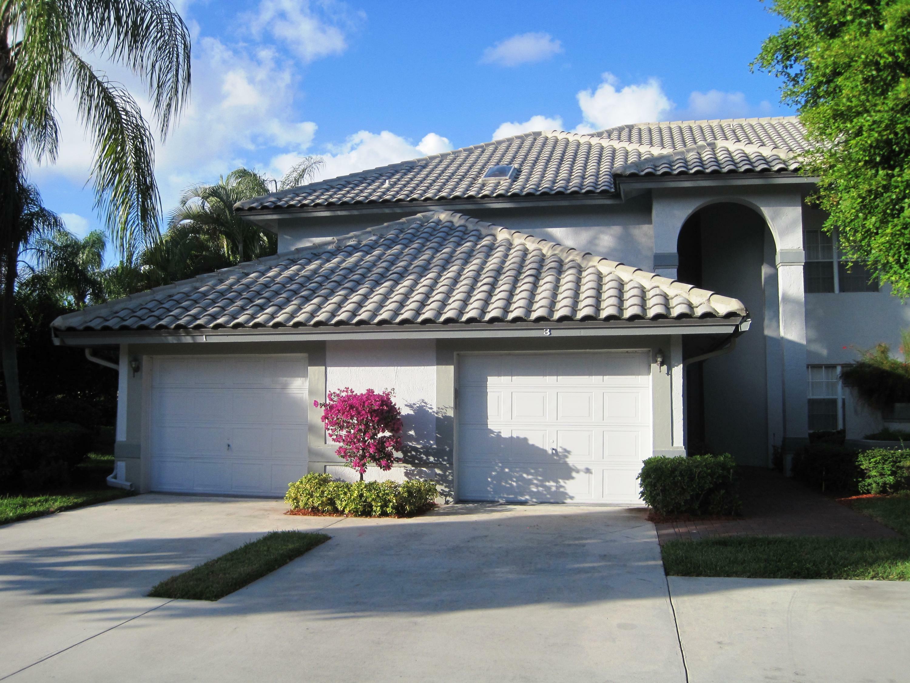 Property Photo:  11706 Briarwood Circle 1  FL 33437 