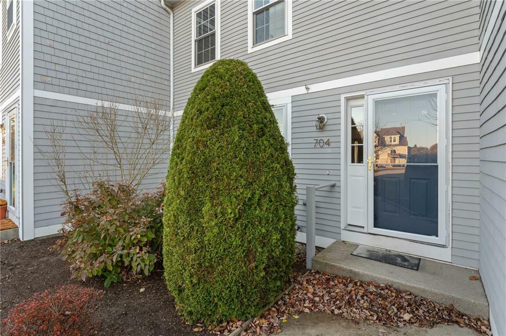 Property Photo:  704 Fairway Drive 704  RI 02842 