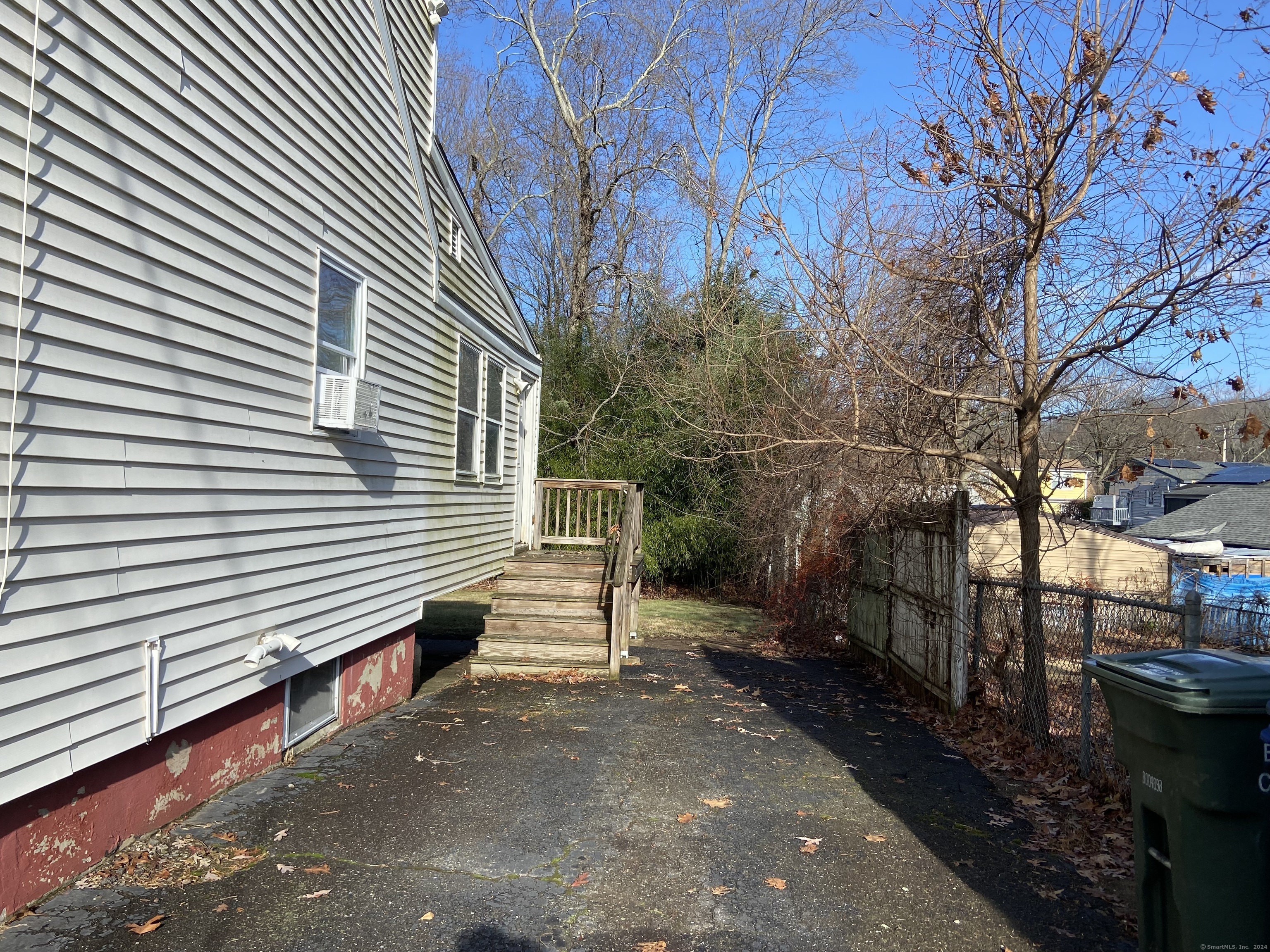 Property Photo:  376 Dexter Drive  CT 06606 