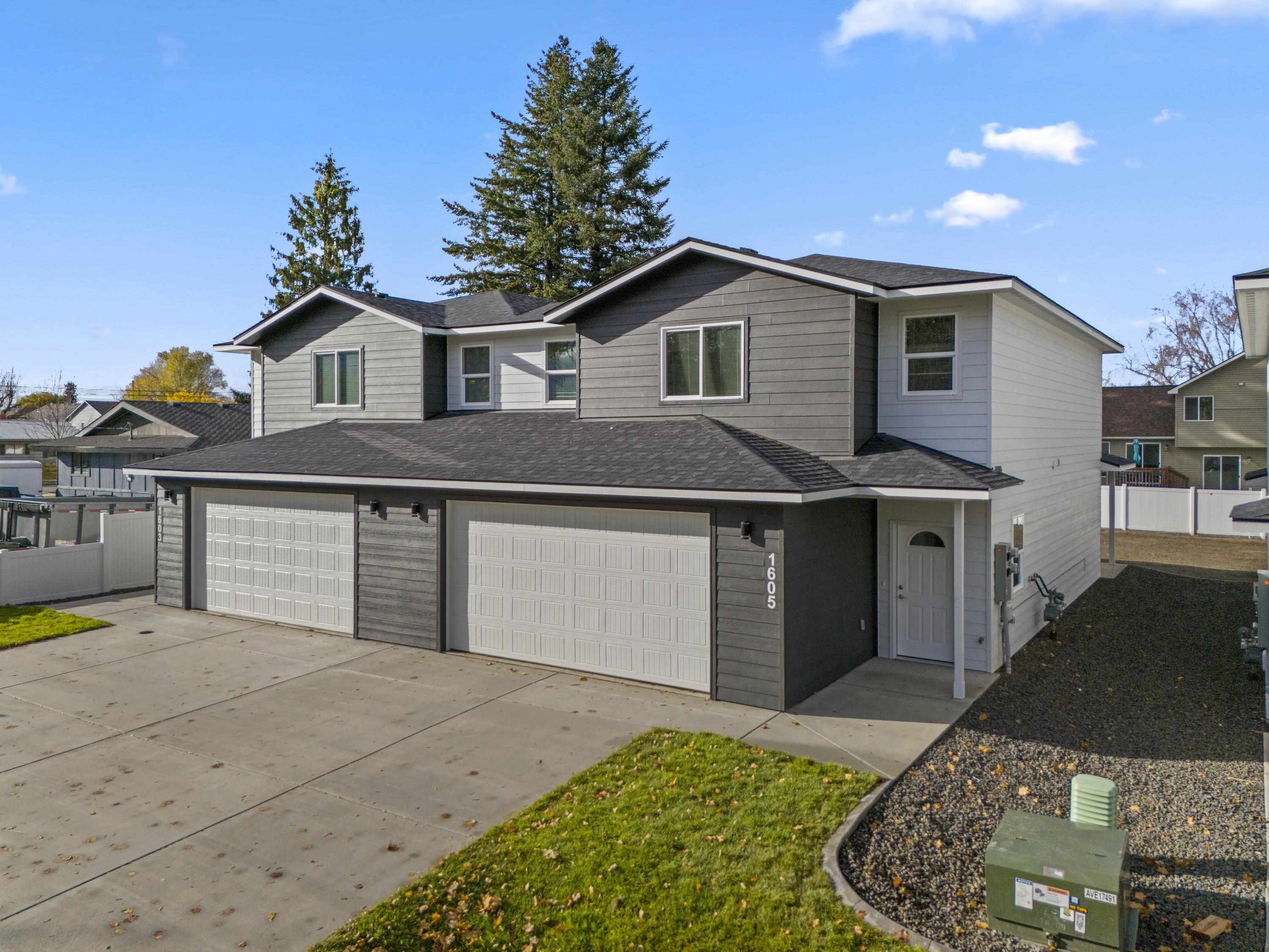 Property Photo:  1603 N Manifold Ln  WA 99016 