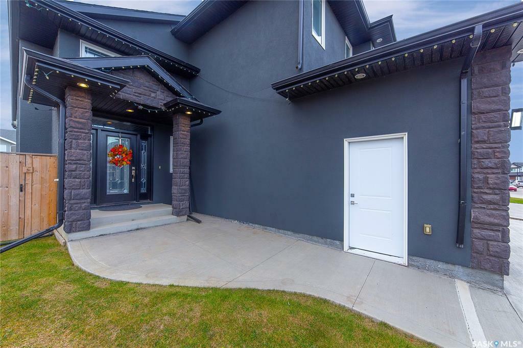 Property Photo:  770 Labine Court  SK S7L 6G7 