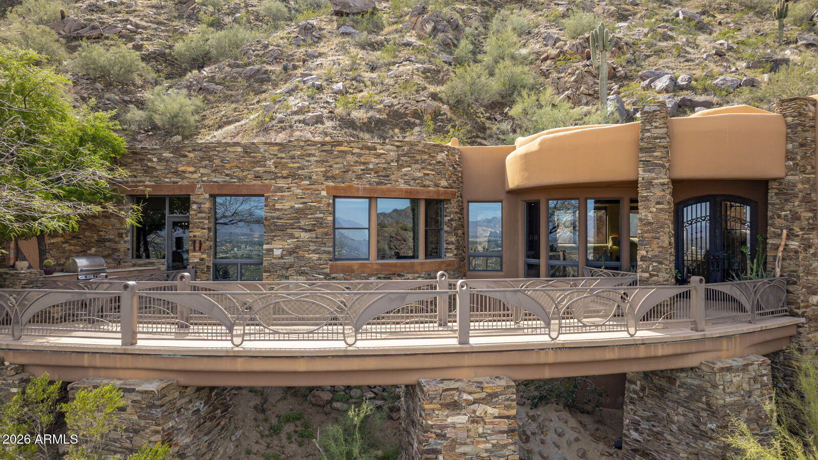 Property Photo:  5802 E Cholla Lane  AZ 85253 