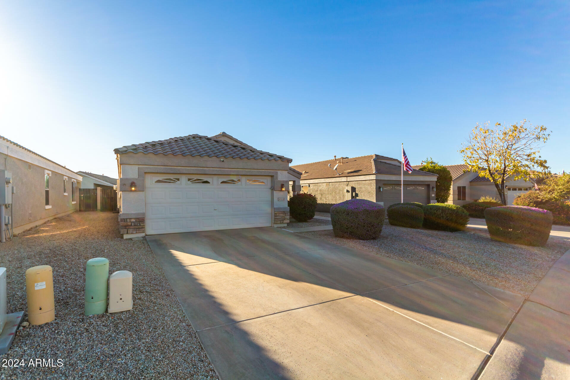 Property Photo:  39208 N Cali Circle  AZ 85140 