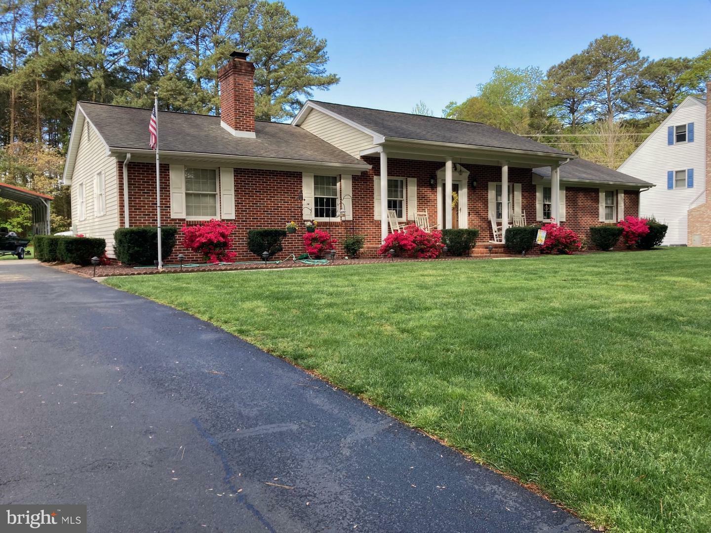 Property Photo:  904 S Park Drive  MD 21804 