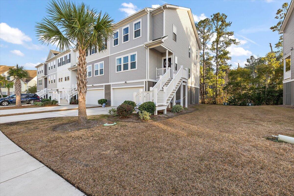 Property Photo: 139 Winding River Drive SC 29455