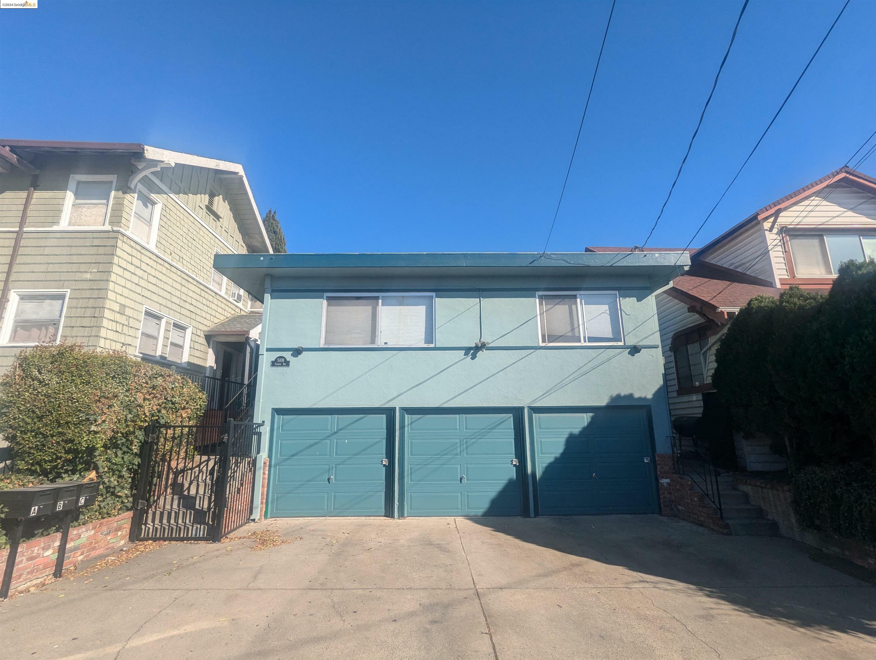 Property Photo:  5108 Fairfax Ave  CA 94601 