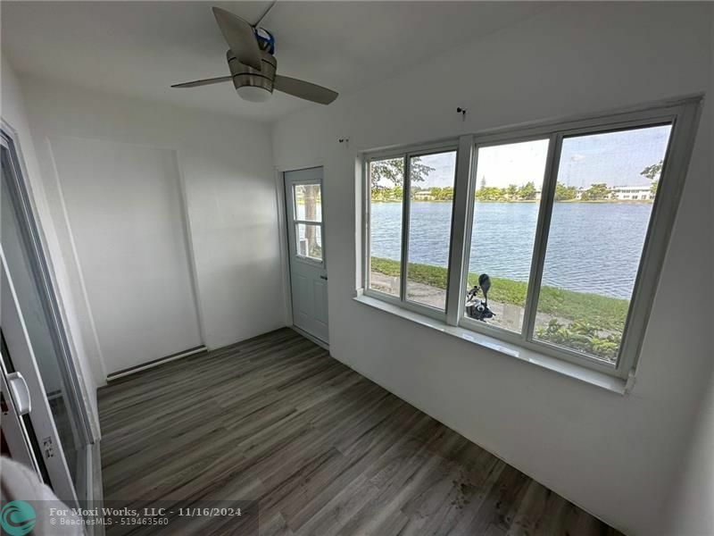 Property Photo:  18900 NE 3rd Ct 509  FL 33179 