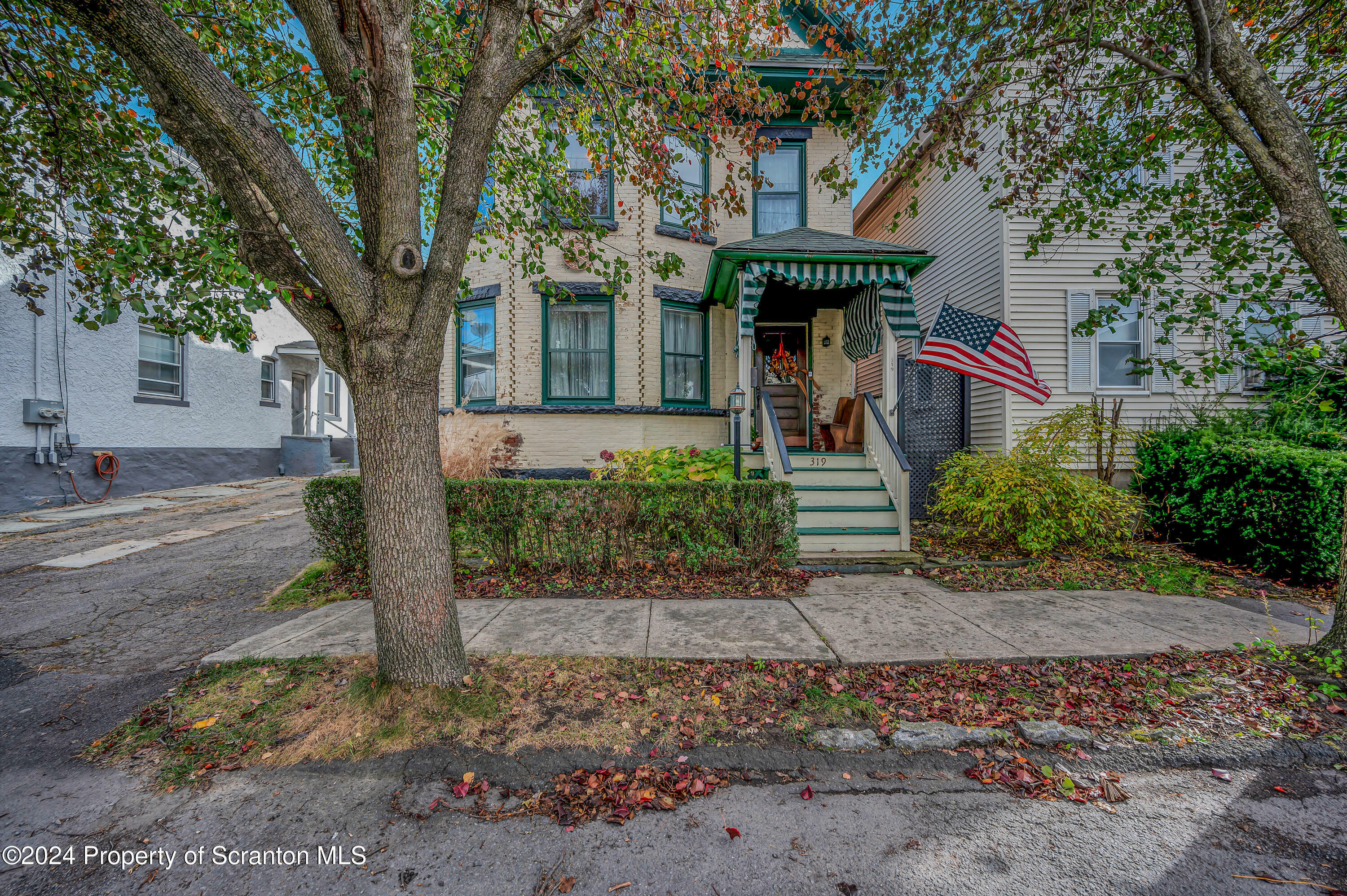 319 Prospect Avenue  Scranton PA 18505 photo