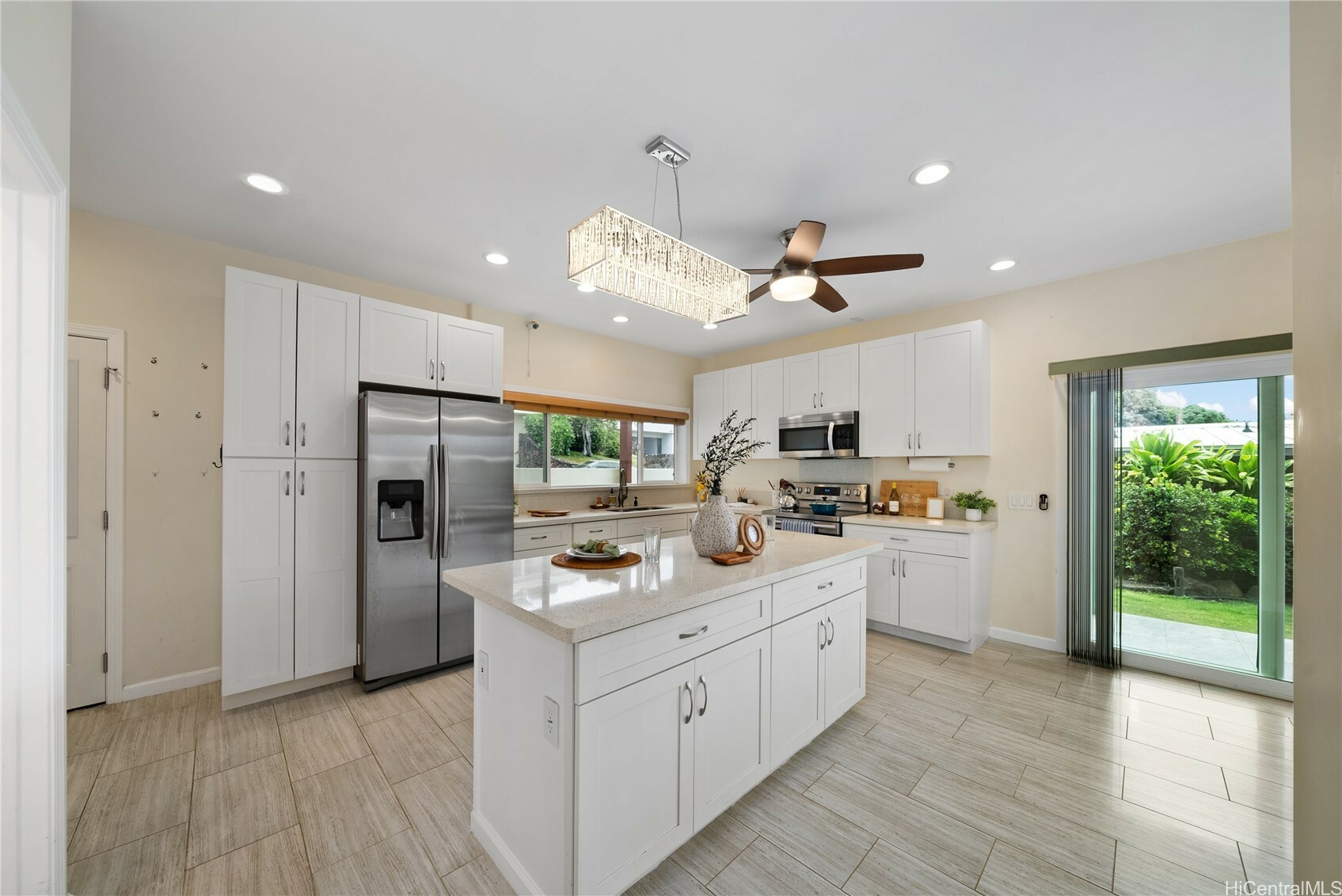 Property Photo: 1930 Nehoa Place HI 96822