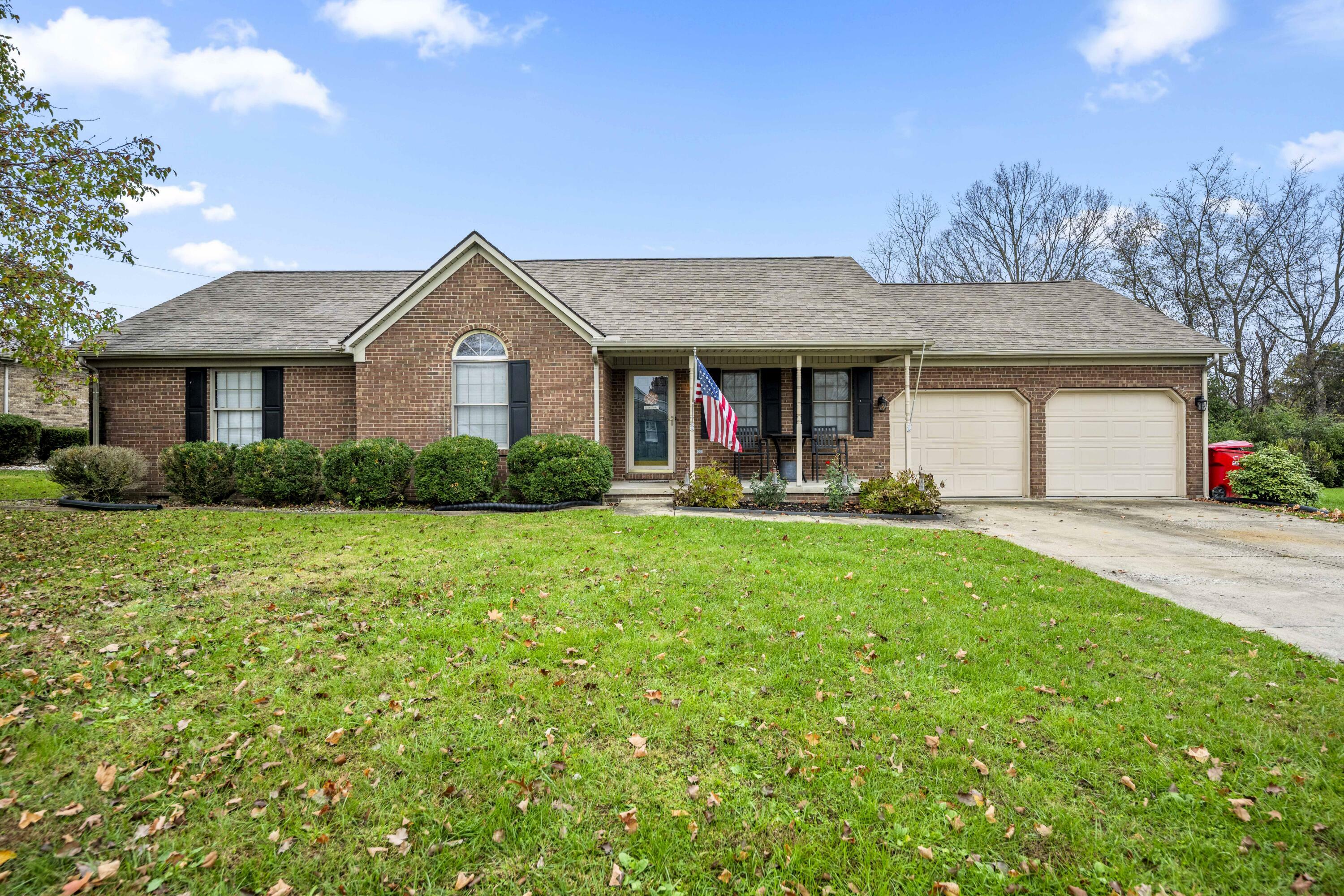 Property Photo: 210 Bryon Avenue KY 40403