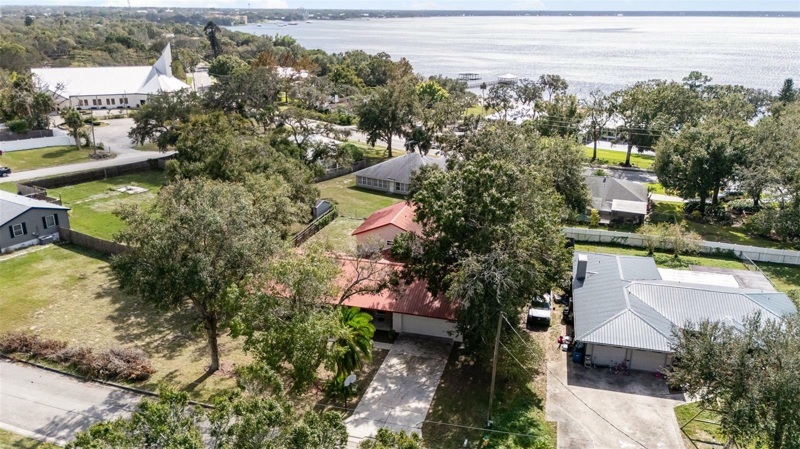 Property Photo:  531 Taseschee Drive  FL 33870 