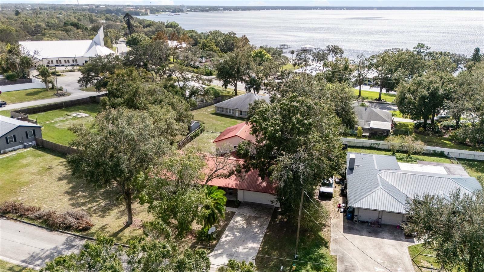 Property Photo: 531 Taseschee Drive FL 33870