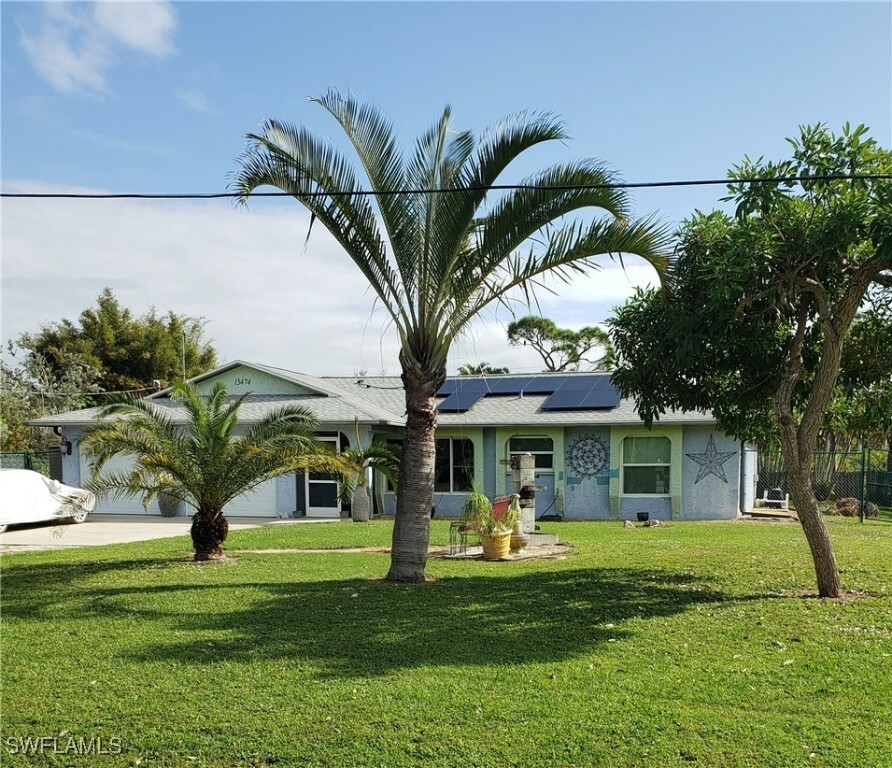 Property Photo:  15474 Pembrooke Road  FL 33922 