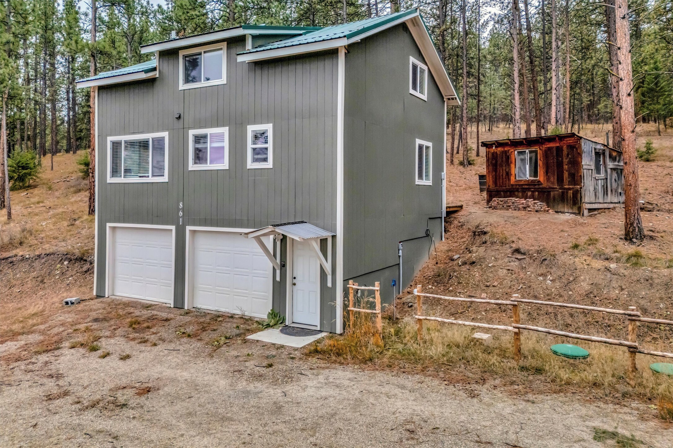 Property Photo:  861 Upper Sweeney Creek Loop  MT 59833 