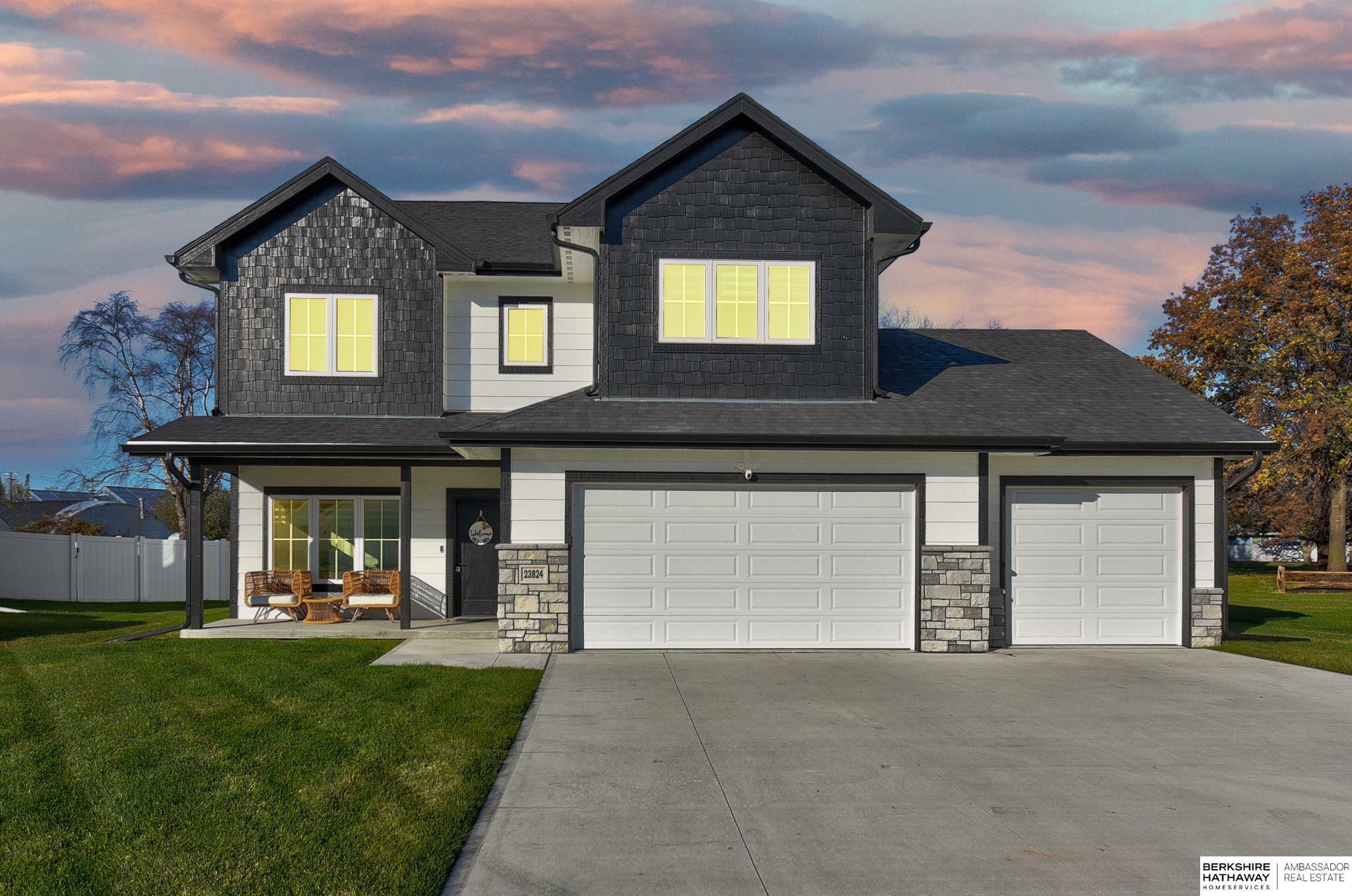 Property Photo: 23824 Harvest Heights Circle NE 68069