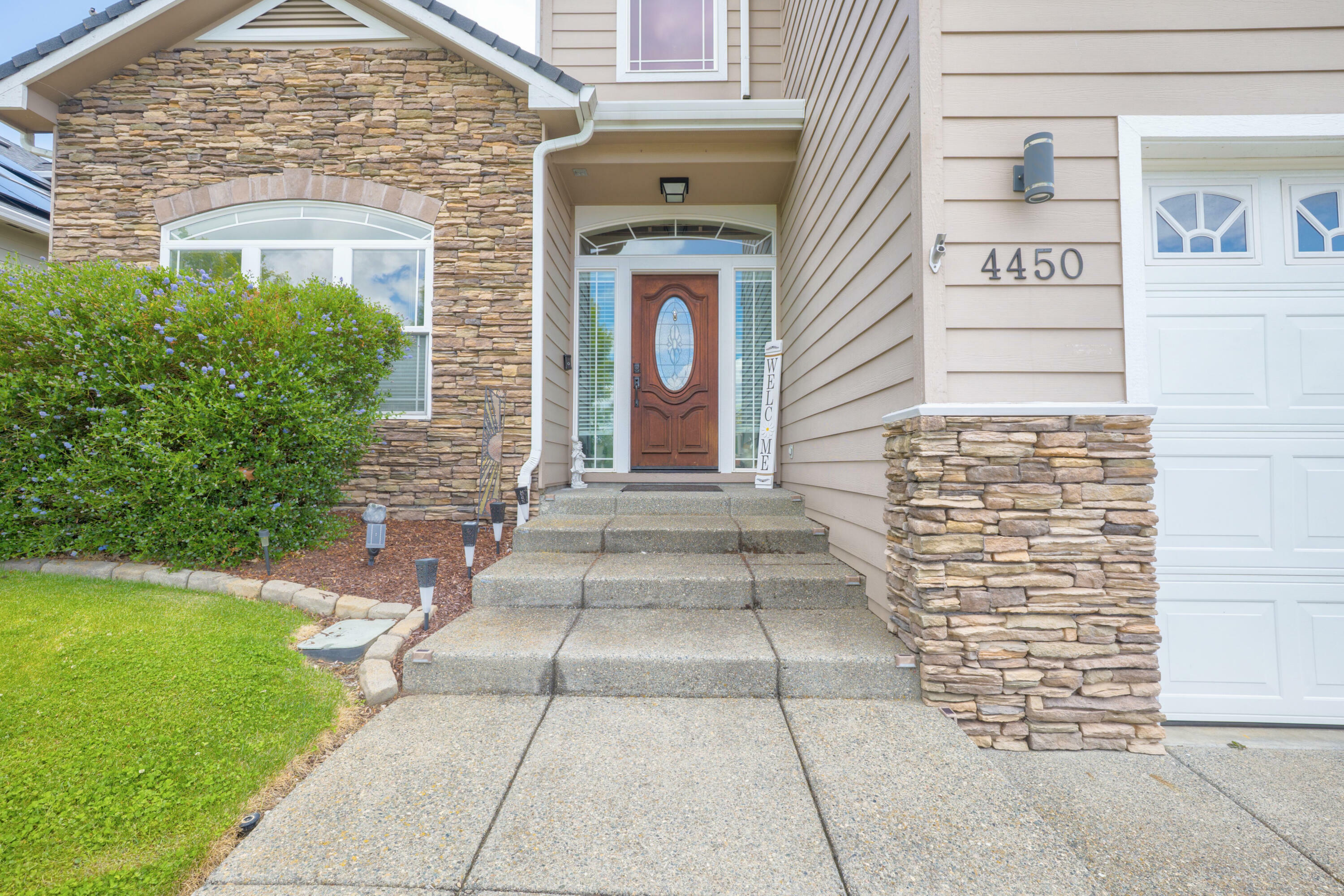 Property Photo:  4450 Brownridge Terrace  OR 97504 
