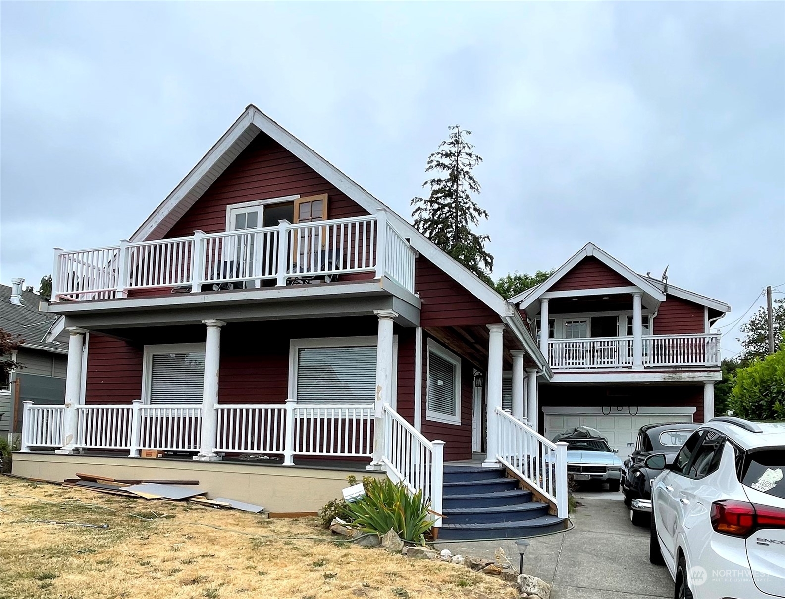 Property Photo: 11309 84th Avenue S WA 98178