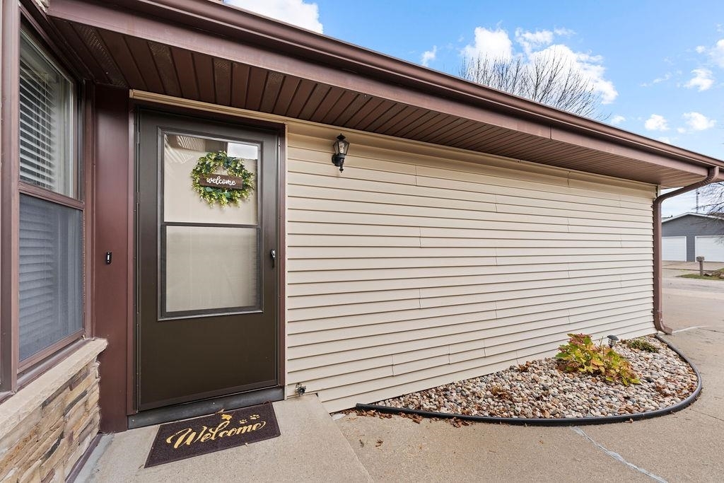 Property Photo:  711 S Olson Avenue D  WI 54914-4476 