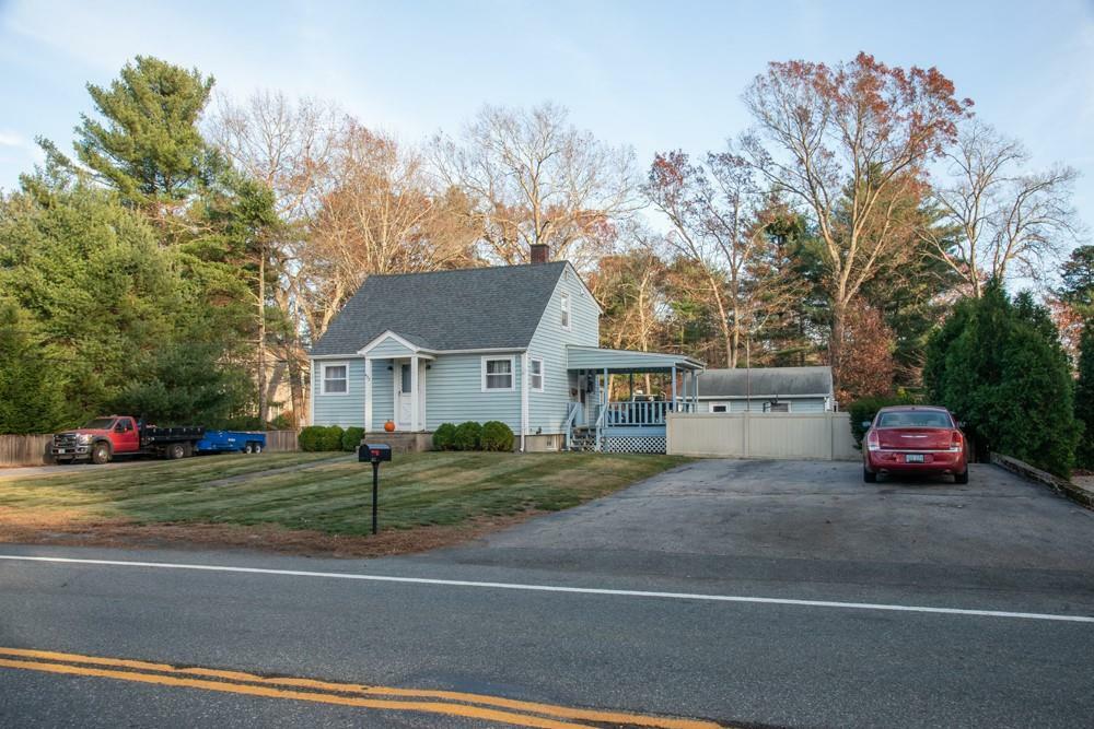 Property Photo:  433 New Meadow Road  RI 02806 