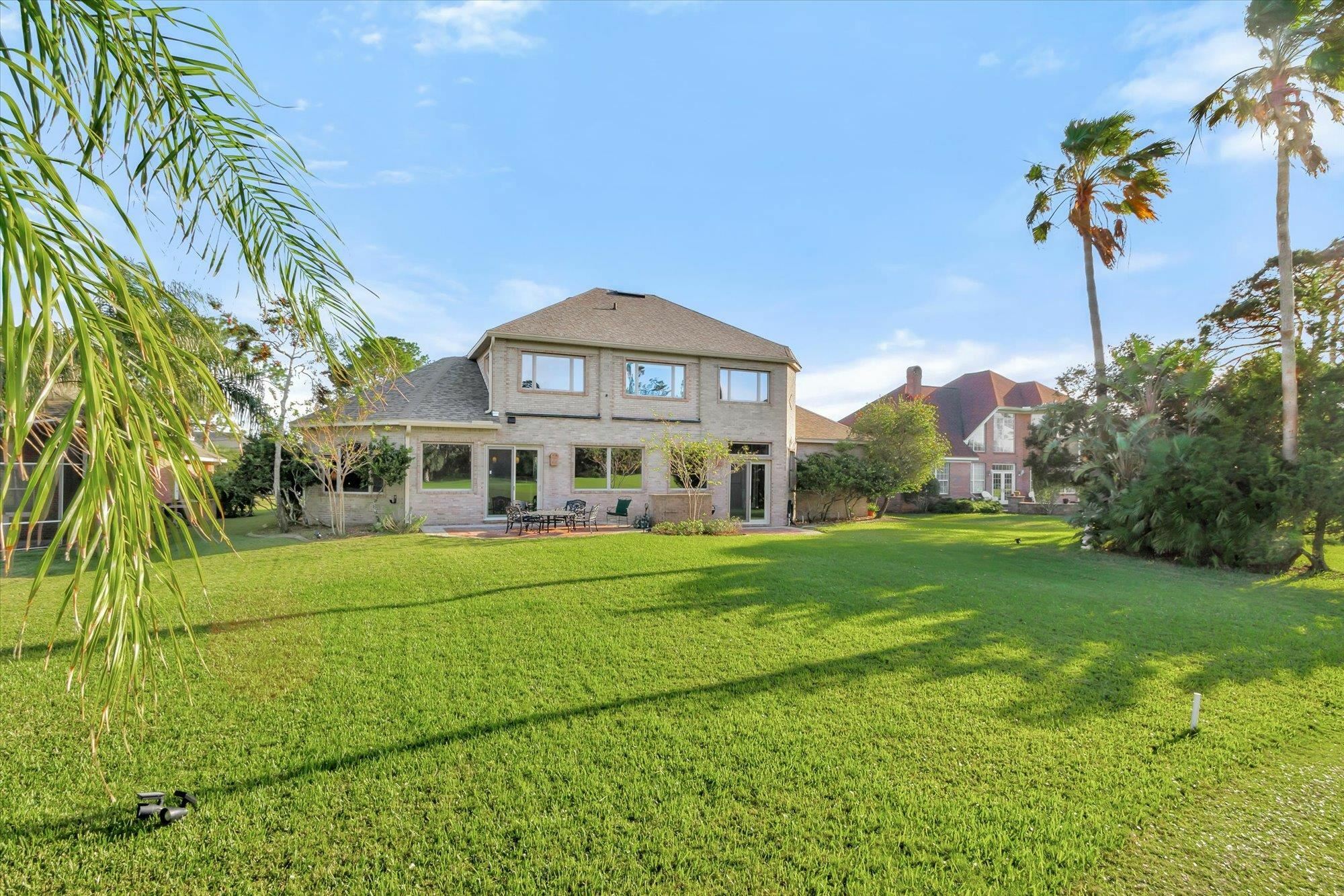 Property Photo: 419 Marsh Point Cir FL 32080