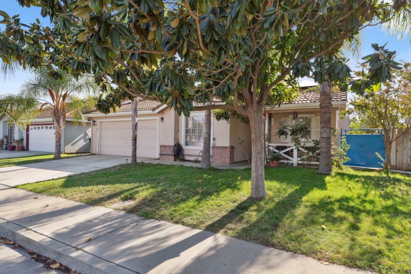 Property Photo:  2880 Elm Street  CA 95334 