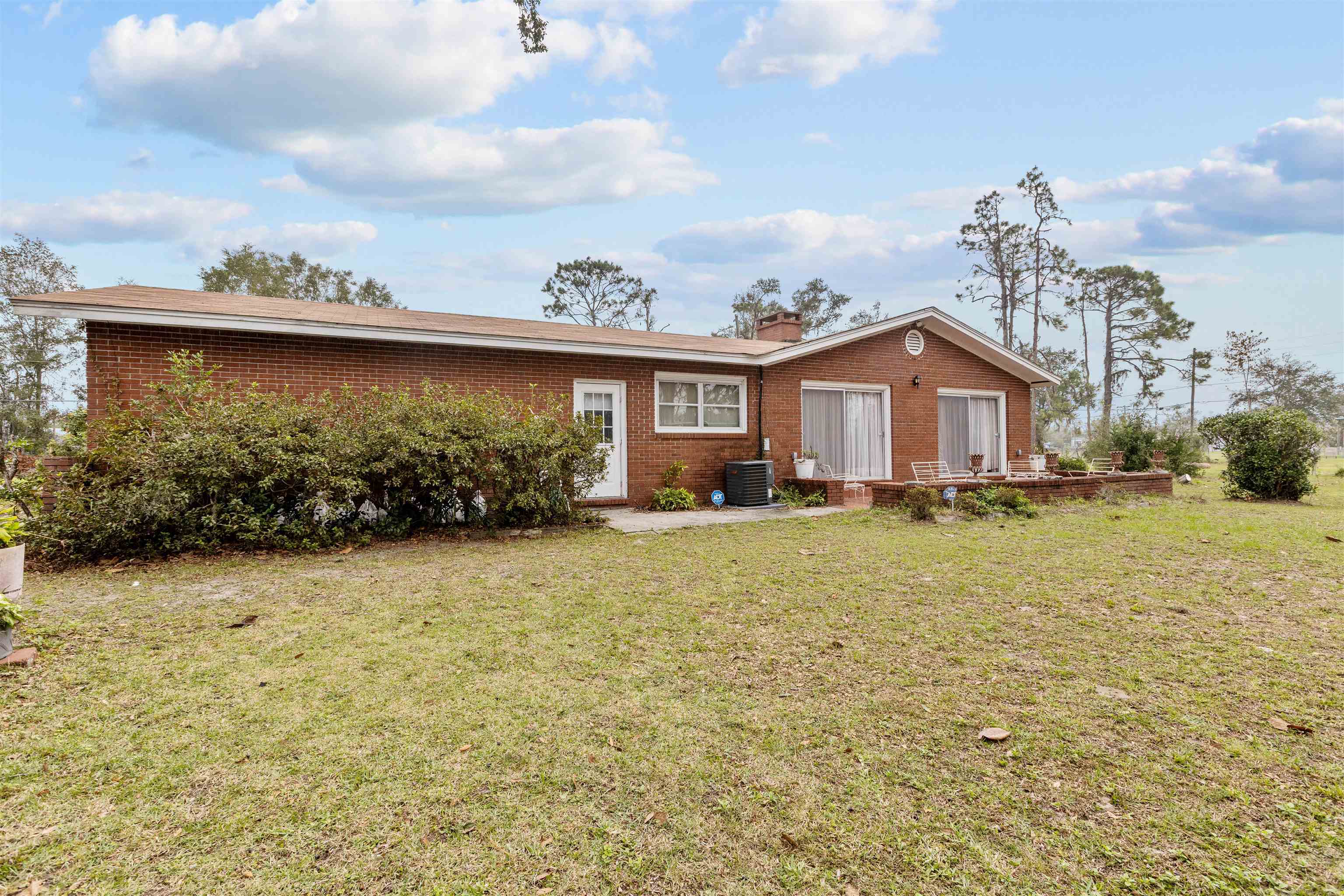 Property Photo:  105 Clifford Lane  FL 32347 