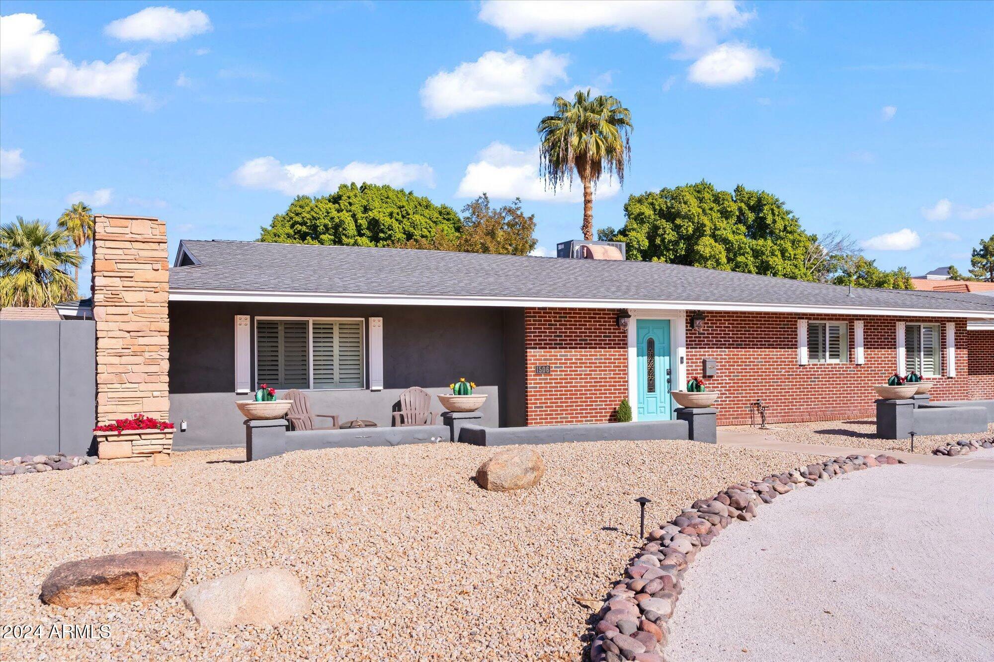 Property Photo:  1506 E Oregon Avenue  AZ 85014 