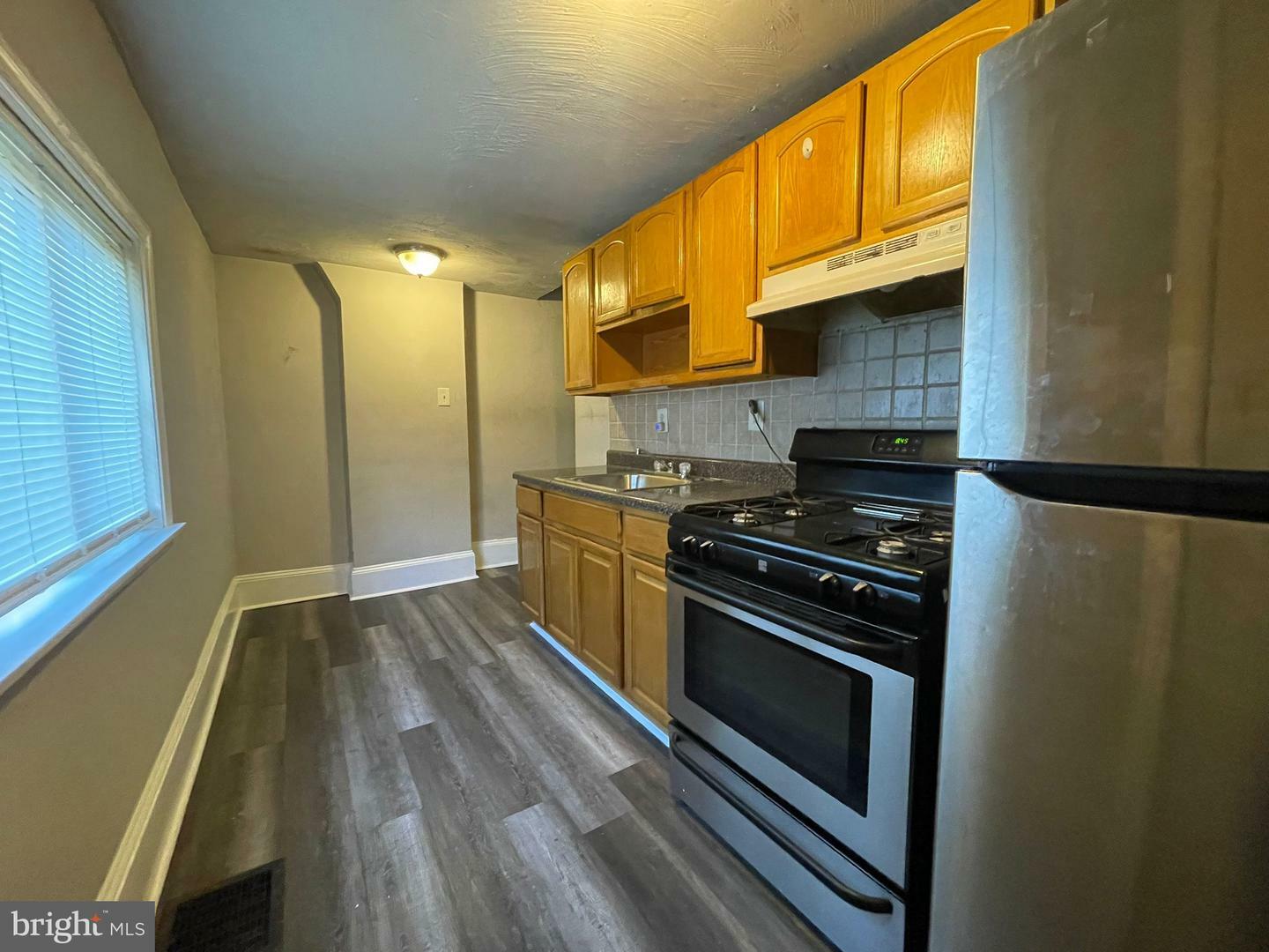 Property Photo:  7115 N Broad Street  PA 19126 