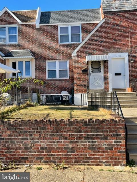 6926 Revere Street  Philadelphia PA 19149 photo