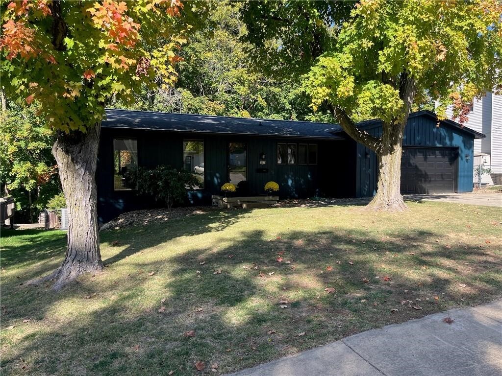 Property Photo:  157 Point Bluff Drive  IL 62521 
