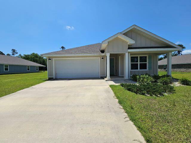 Property Photo: 6709 Sarah Ann Way FL 32567
