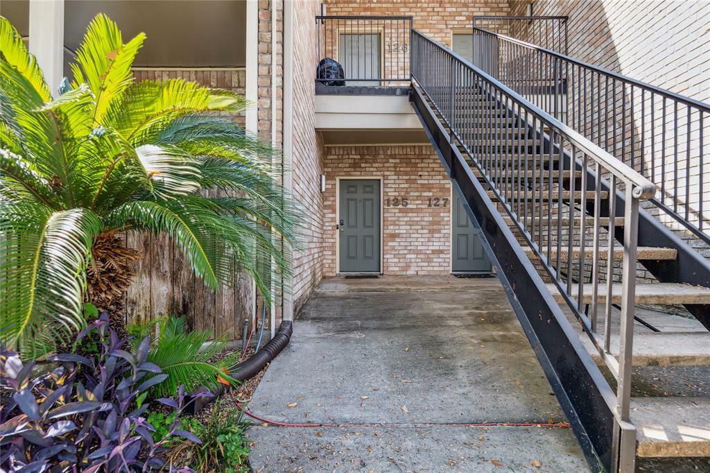 Property Photo:  8100 Cambridge Street 125  TX 77054 