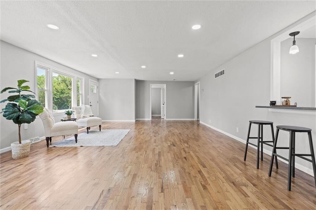 Property Photo: 715 S 56th Street KS 66106