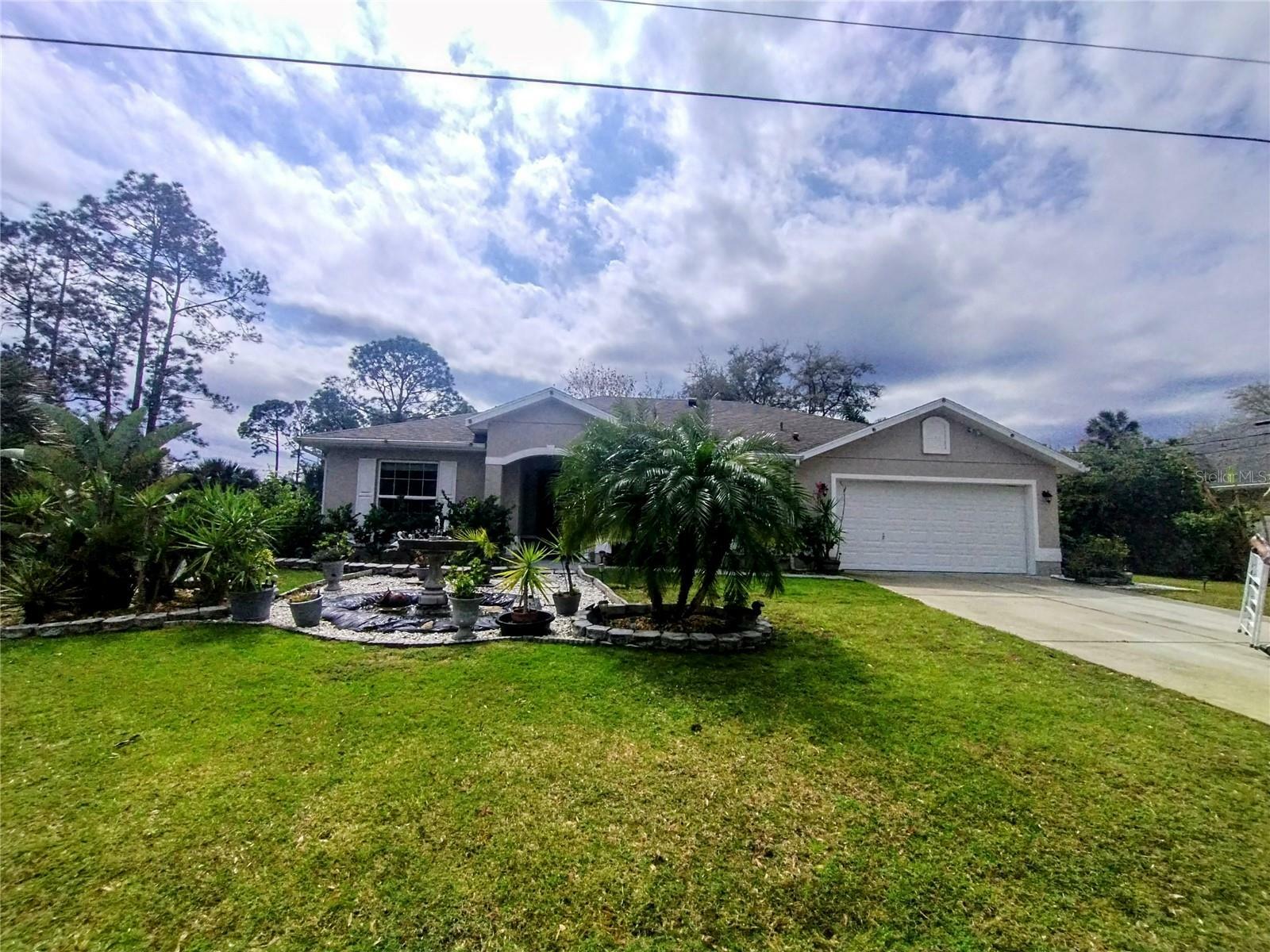 Property Photo:  14 Round Mill Lane  FL 32164 