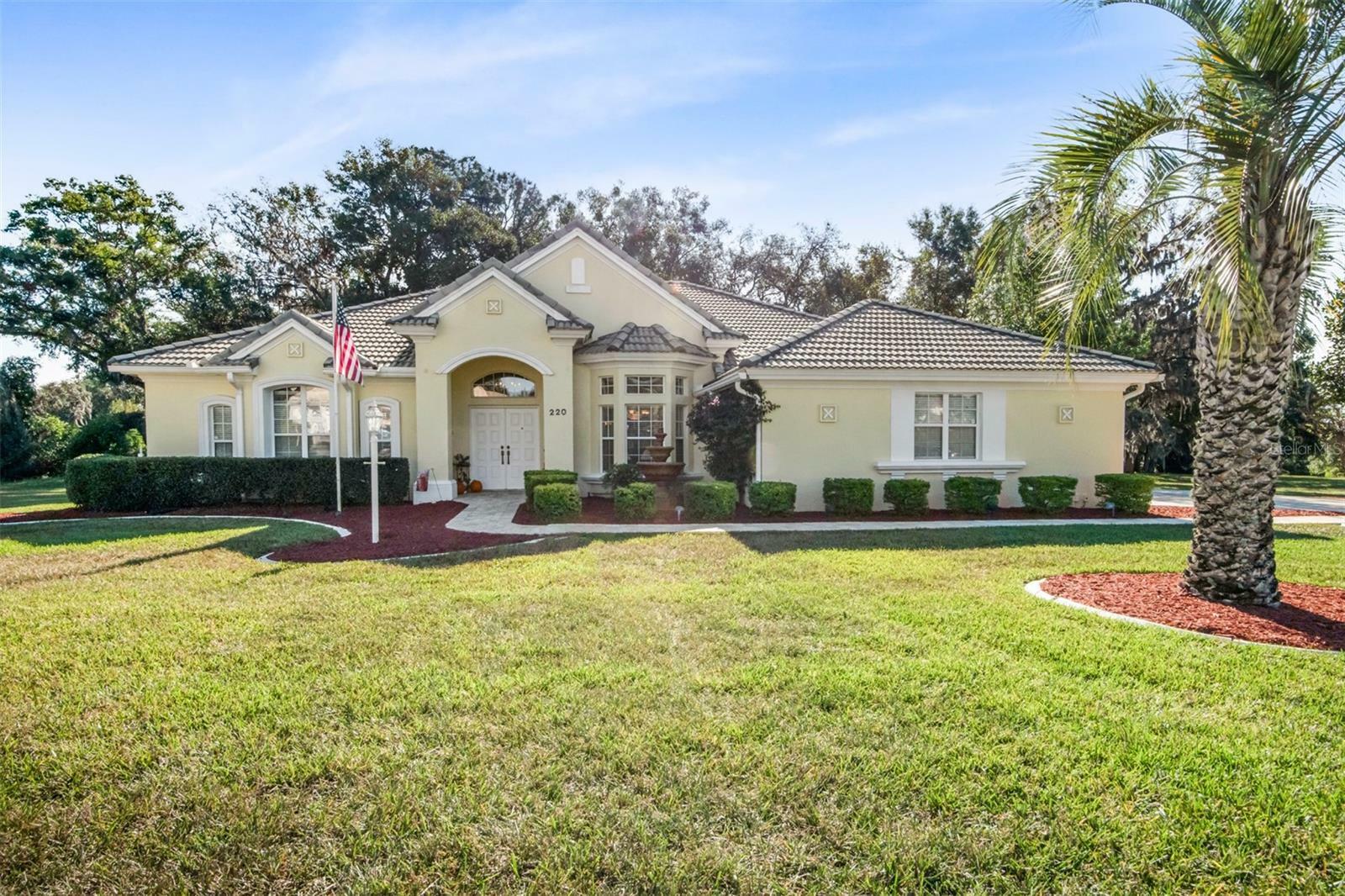 Property Photo:  220 W Mickey Mantle Path  FL 34442 