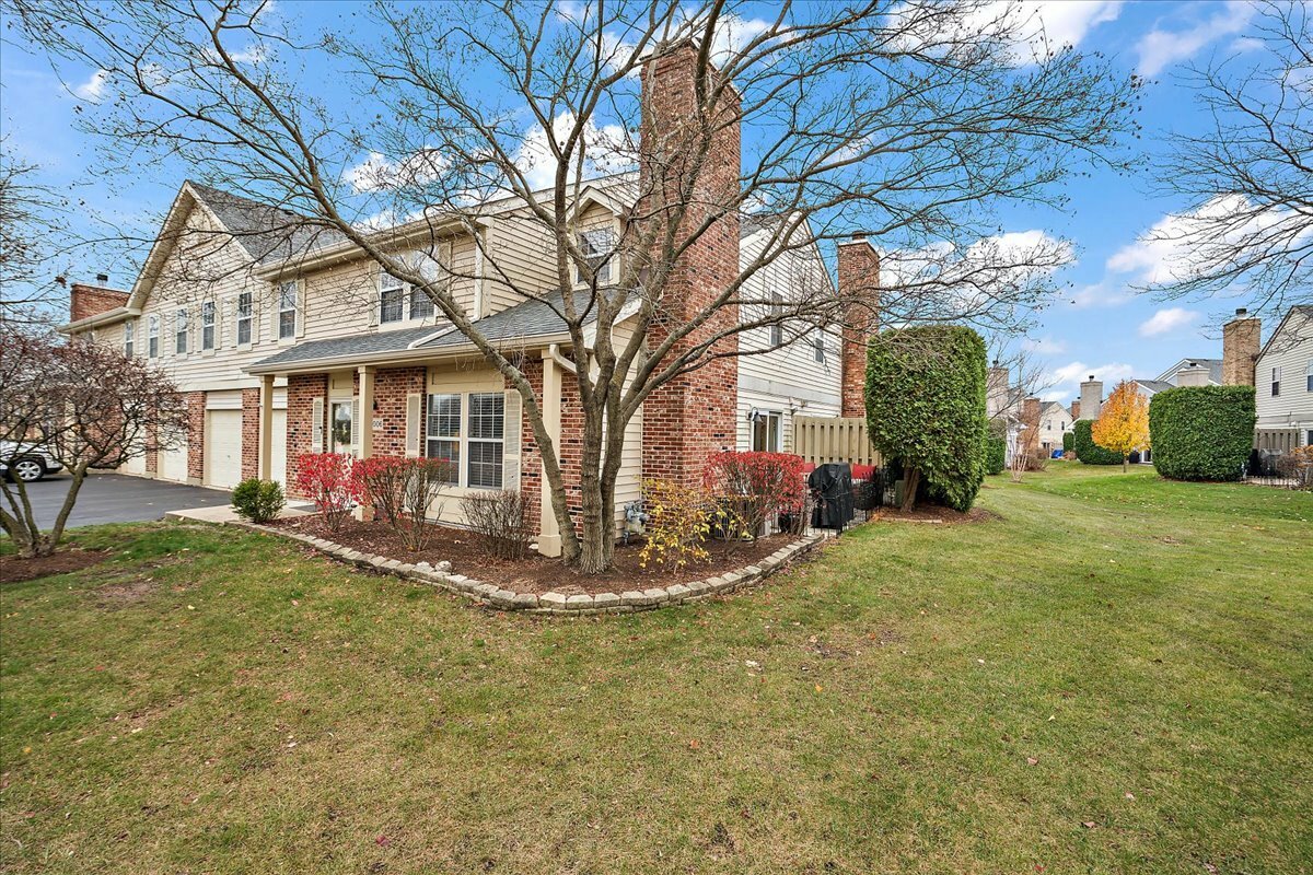 Property Photo:  3006 Anton Drive  IL 60504 