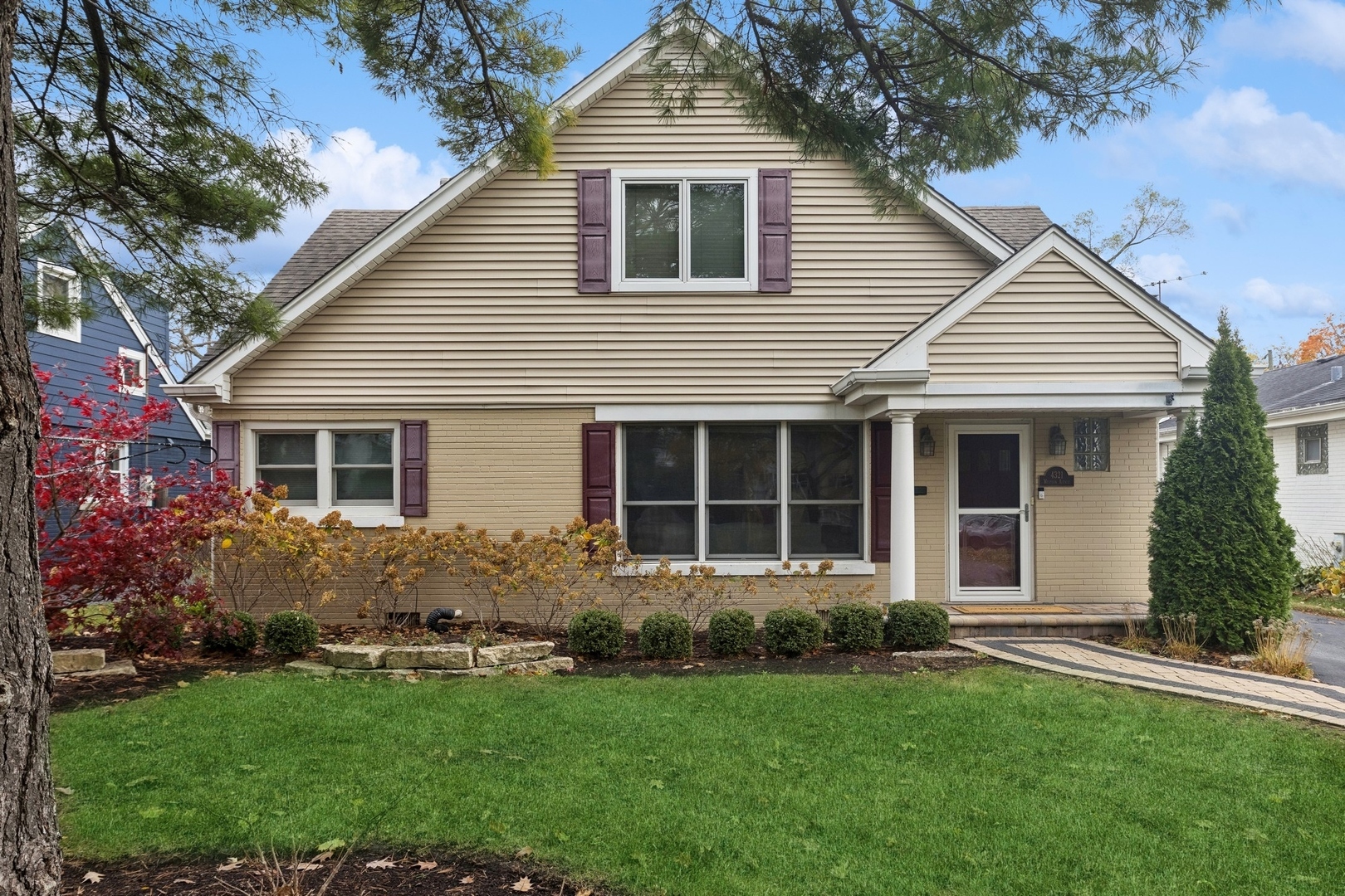 Property Photo:  4321 Western Avenue  IL 60558 