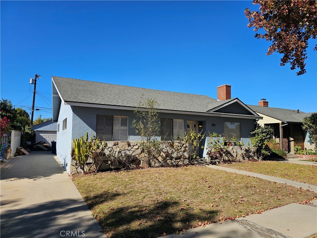 Property Photo:  7609 Alverstone Avenue  CA 90045 