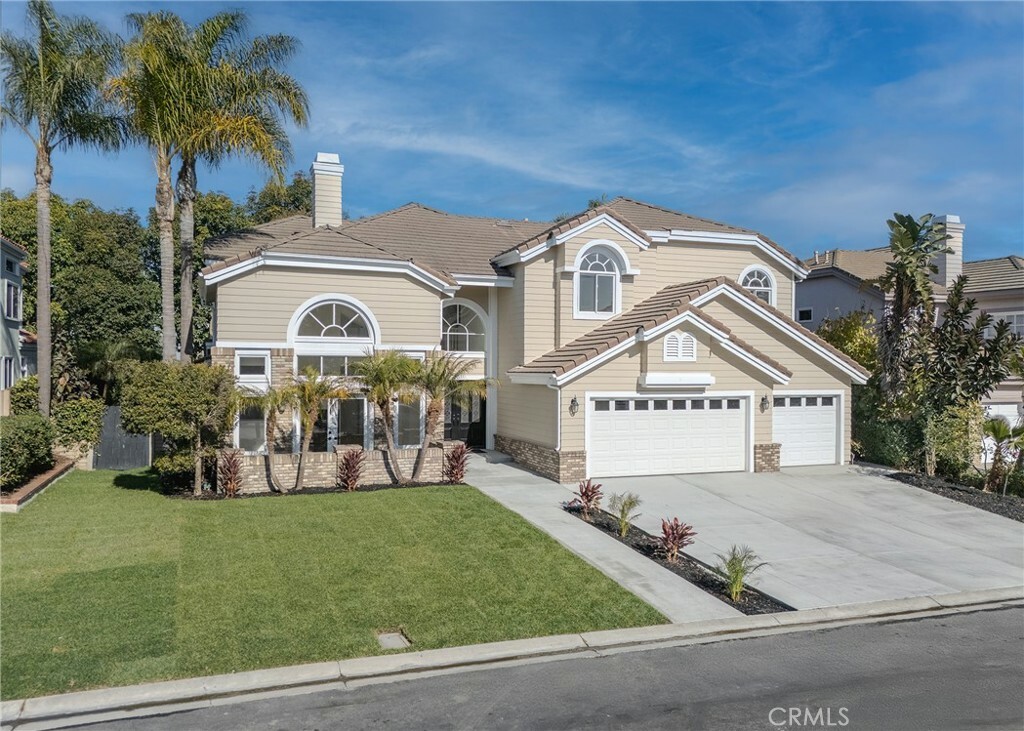 Property Photo:  6581 Silverspur Lane  CA 92648 