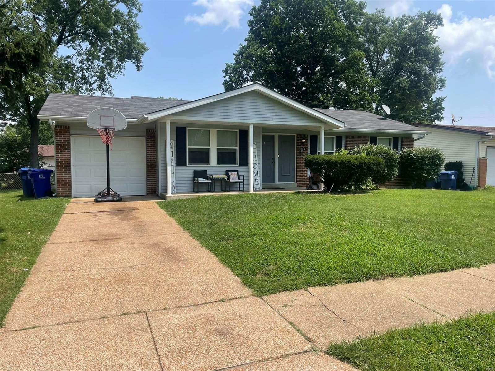 Property Photo:  675 Lawnview Drive  MO 63031 