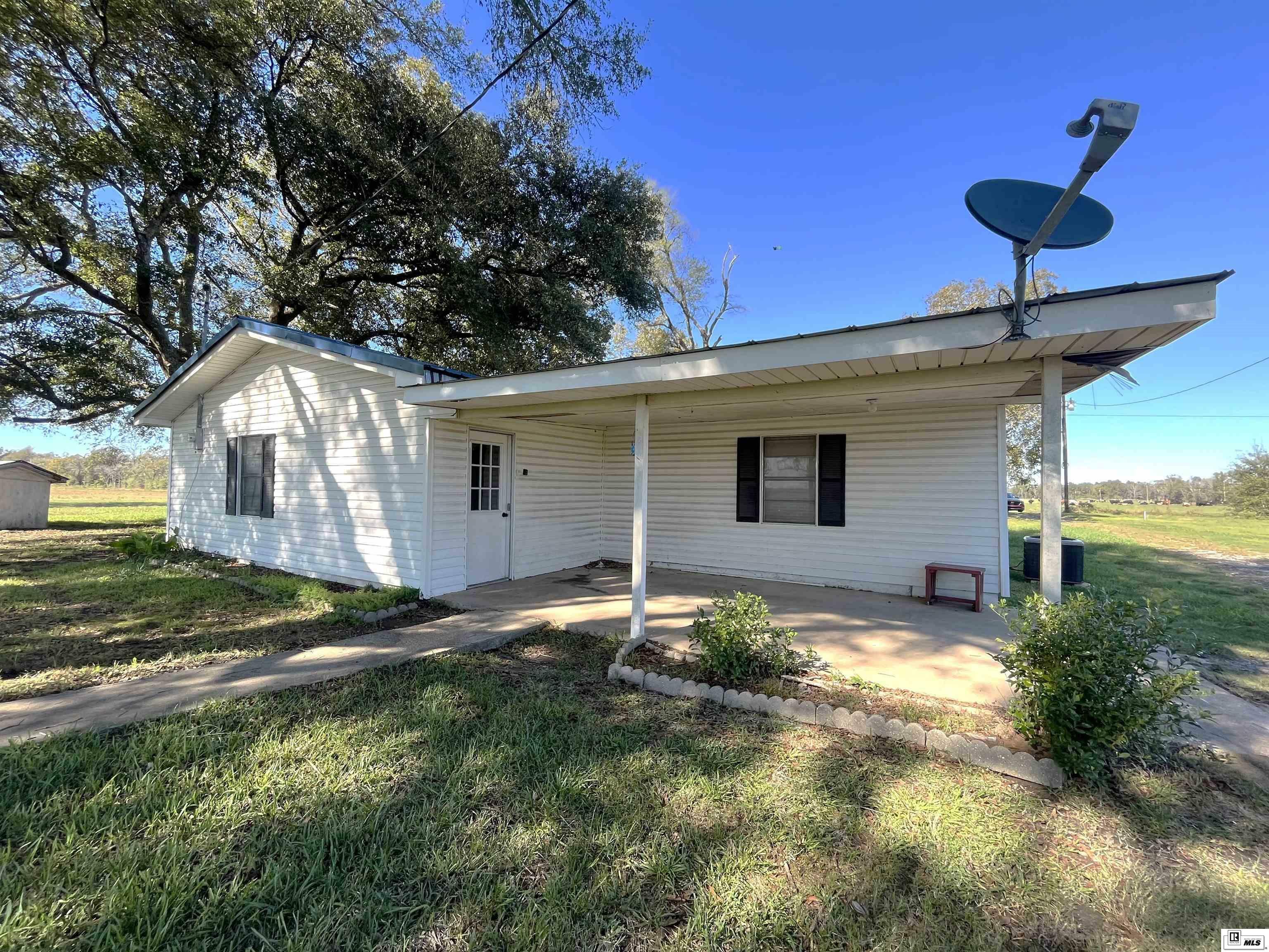 Property Photo:  300 Payne Drive  LA 71295 