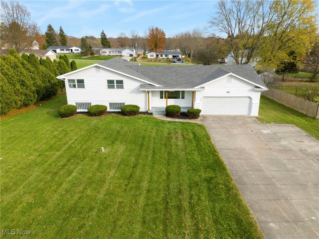 Property Photo:  1579 S Plainview Drive  OH 44321 