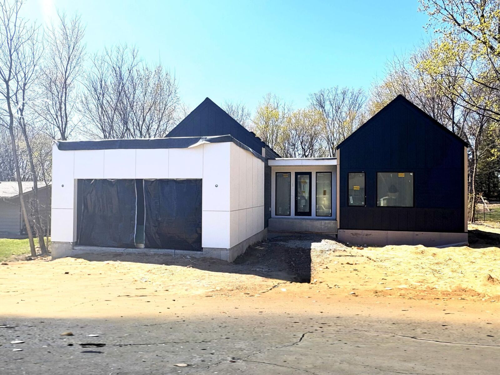 Property Photo:  2735 Pilgrim Lane N  MN 55441 