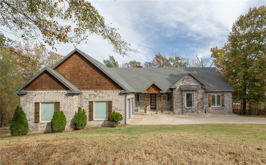 5646 E Saddleridge Drive  Fayetteville AR 72703 photo