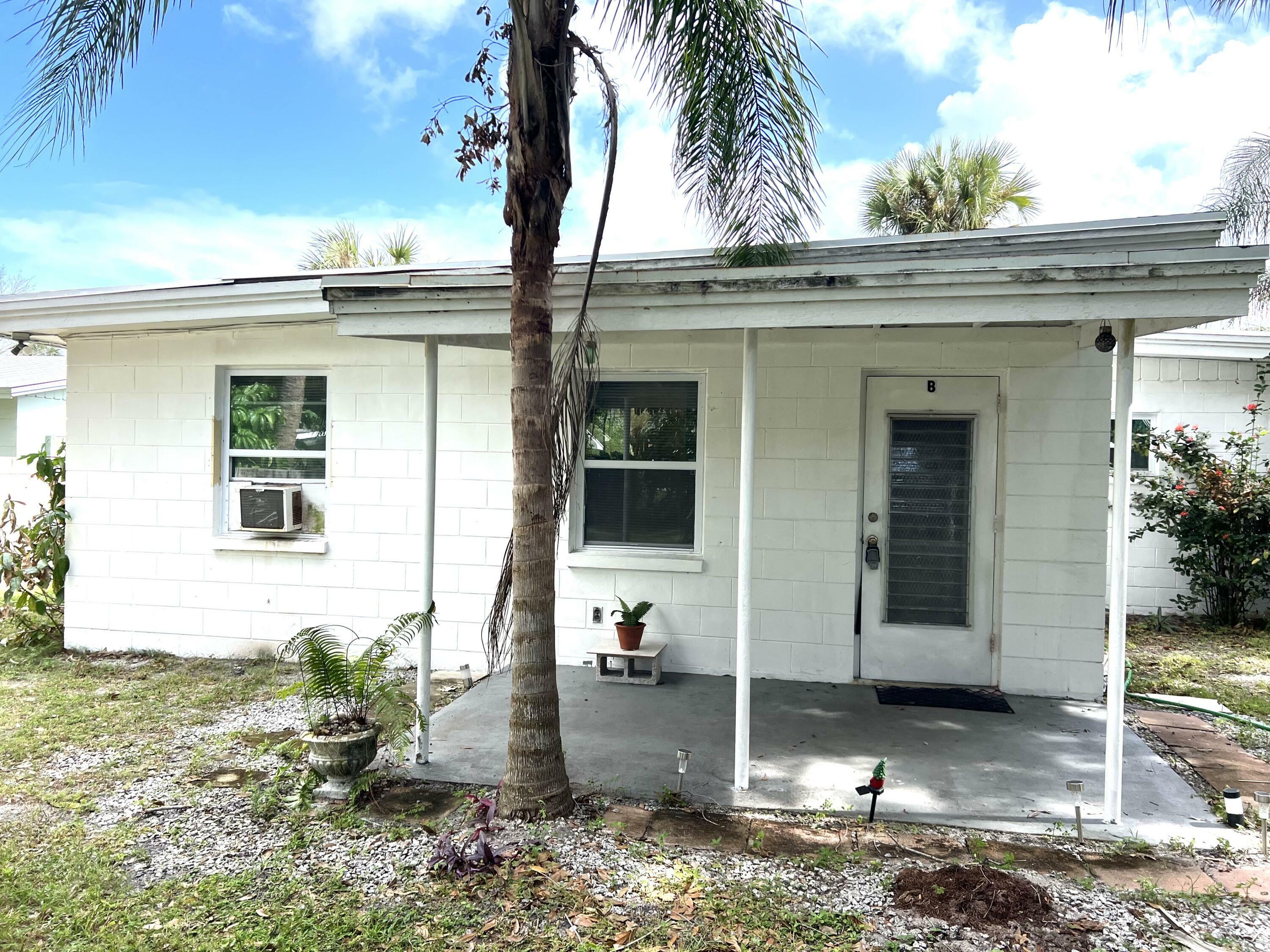 Property Photo:  1209 S 10th Street  FL 34950 