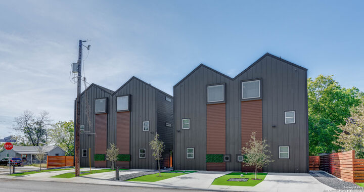 531 S Monumental 2102  San Antonio TX 78203 photo