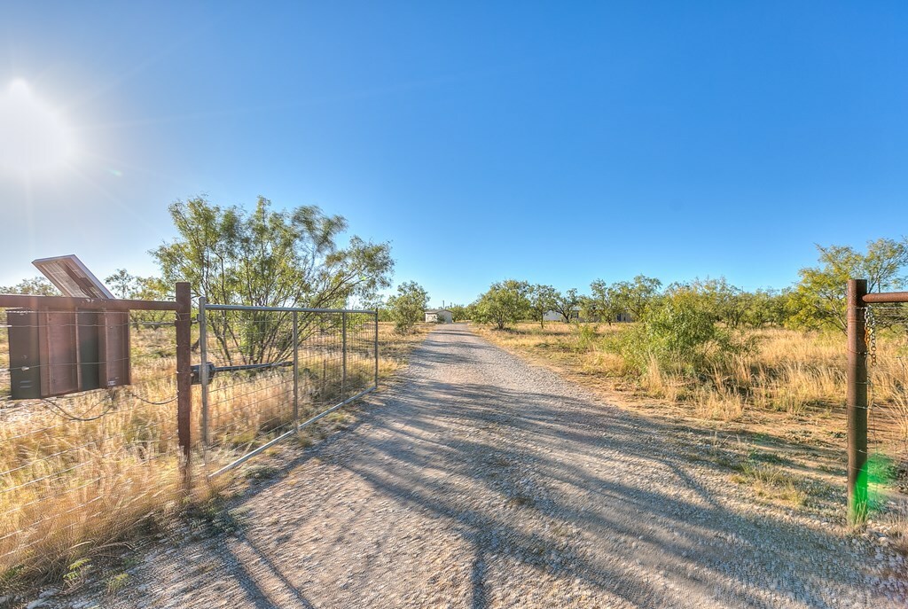 Property Photo:  10629 Twin Lakes Lane  TX 76904 