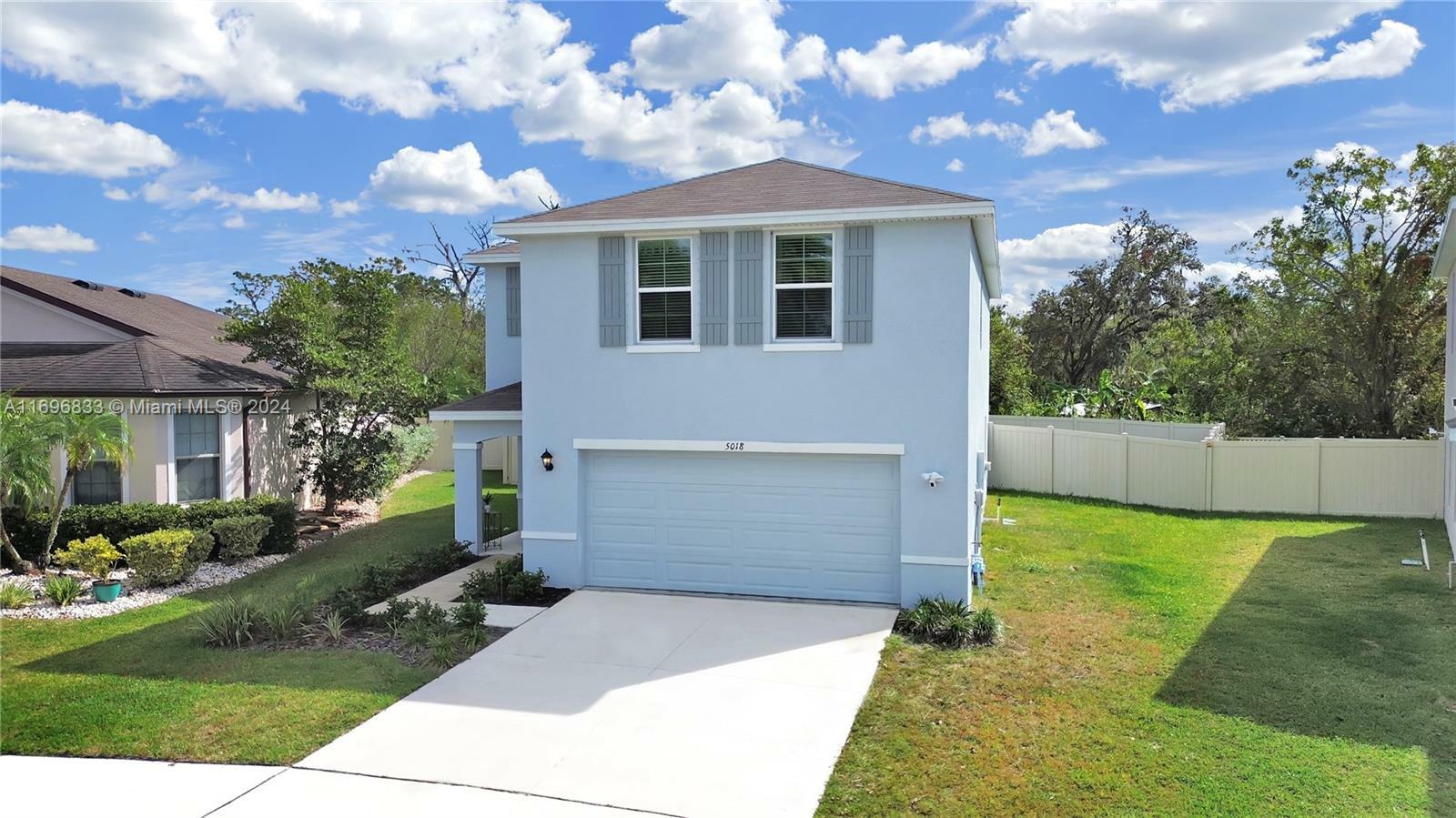 Property Photo:  5018 Bella Armonia Cir  FL 33598 